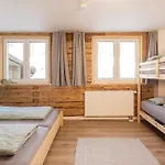 Appartamento Idyllische Gruppenunterkunft Fuer Bis Zu 20 Personen - Zum Huettenklaus *