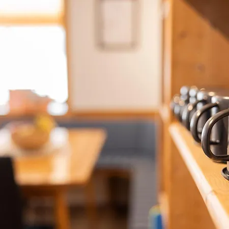 Apartment Idyllische Gruppenunterkunft Fuer Bis Zu 20 Personen - Zum Huettenklaus